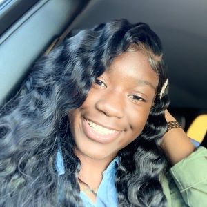 Meet your Posher, Lakerrya